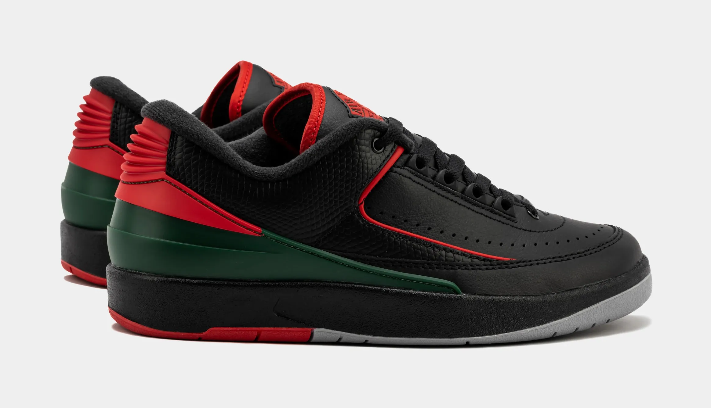 Air Jordan 2 Retro Low Christmas Mens Lifestyle Shoes (Black/Fire Red/Cement Grey)