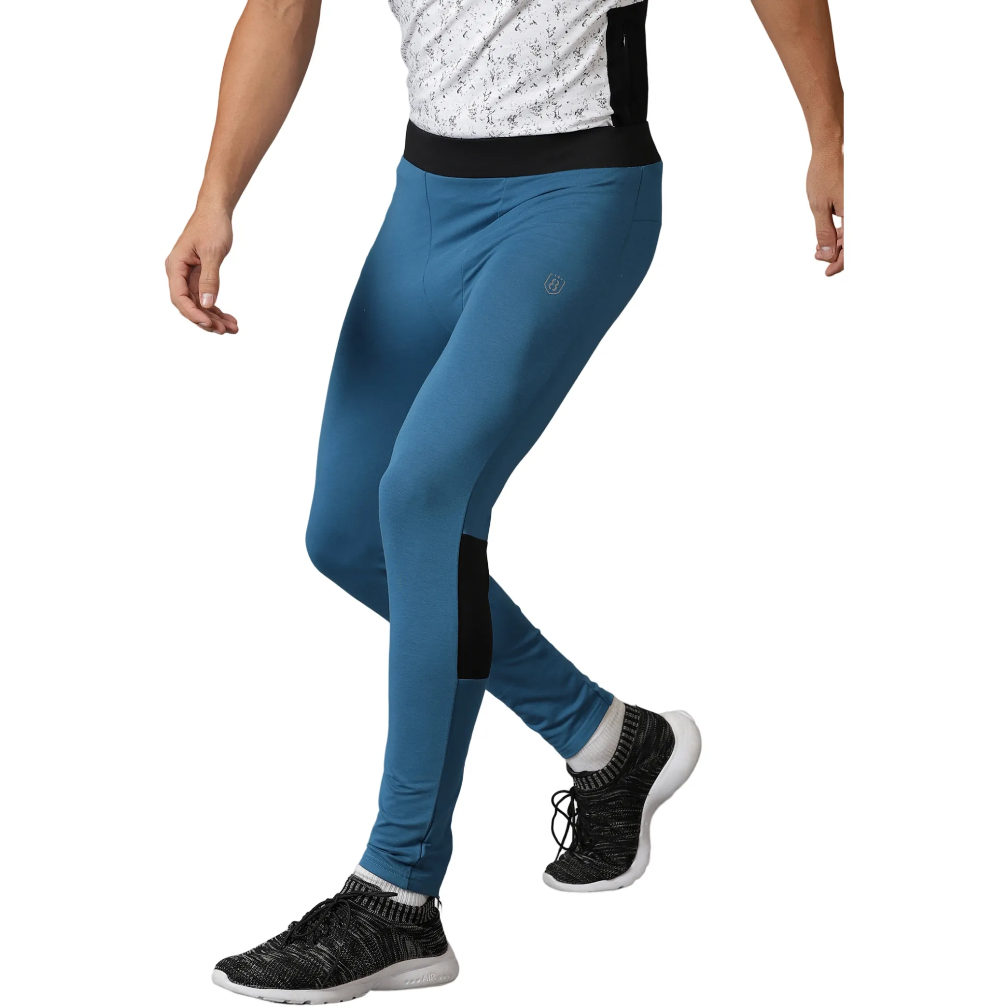 Men Tights with Elasticated waist & back Zipper pocket.