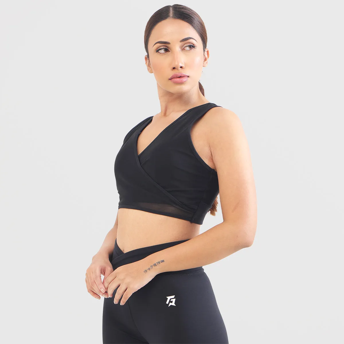 Rise Sports Bra (Black)