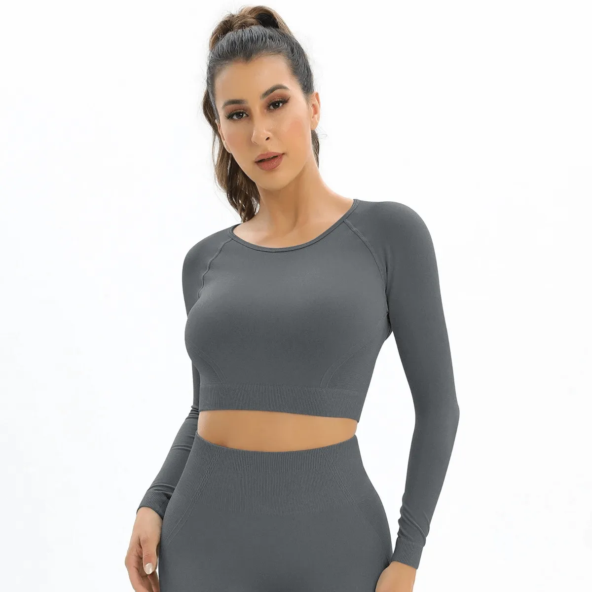 Seamless Women's Open Back Yoga Top / Long Sleeve Sports Top / Gym Crop Top - SF0051