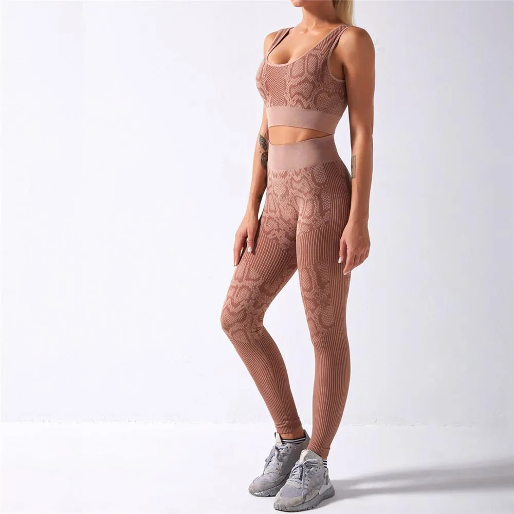 Snake Print Seamless Sportswear 2 Pieces Yoga Set Women Sports Bra and Leggings Fitness Running Workout Clothes Gym Outfit A010