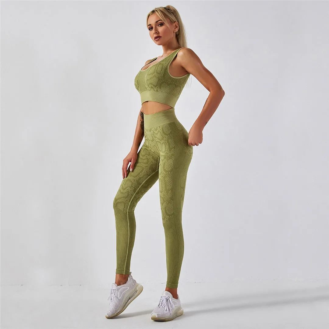 Snake Print Seamless Sportswear 2 Pieces Yoga Set Women Sports Bra and Leggings Fitness Running Workout Clothes Gym Outfit A010