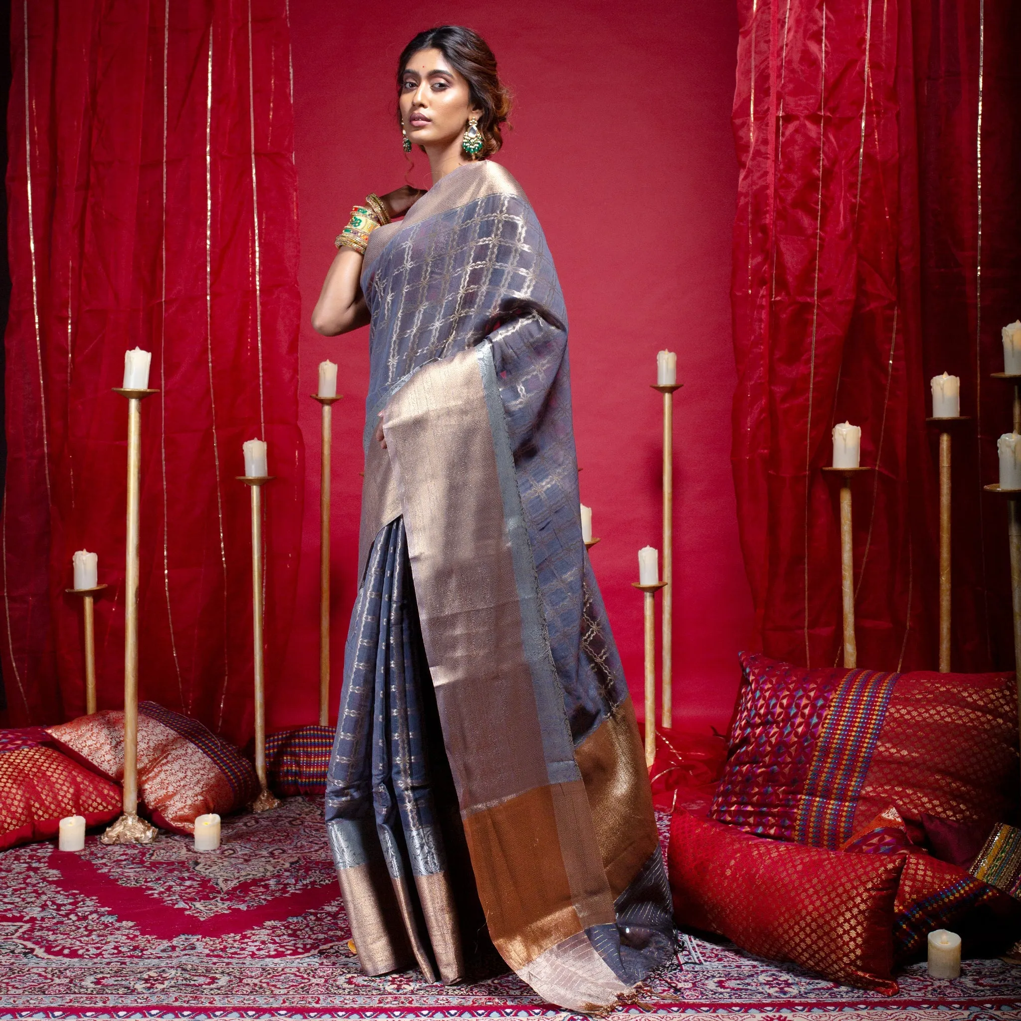 Women Banarasi Kora Organza Saree In Grey Color With Zari Checks And Dual Zari Border